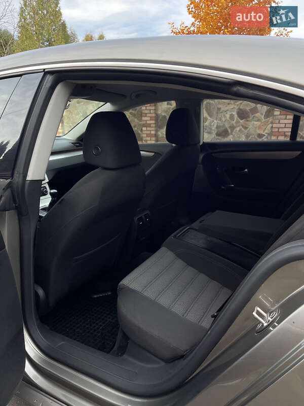 Купе Volkswagen CC / Passat CC 2008 в Хмельницькому фото 17 Купе Volkswagen CC / Passat CC 2008 в Хмельницькому
