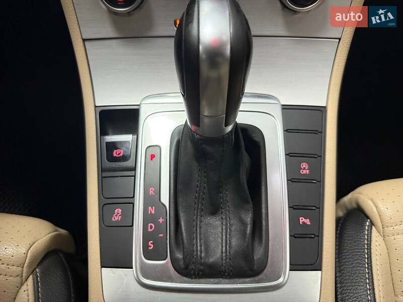 Купе Volkswagen CC / Passat CC 2015 в Києві фото 24 Купе Volkswagen CC / Passat CC 2015 в Києві
