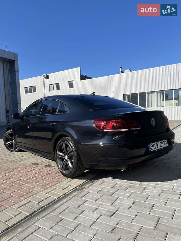 Купе Volkswagen CC / Passat CC 2015 в Львове