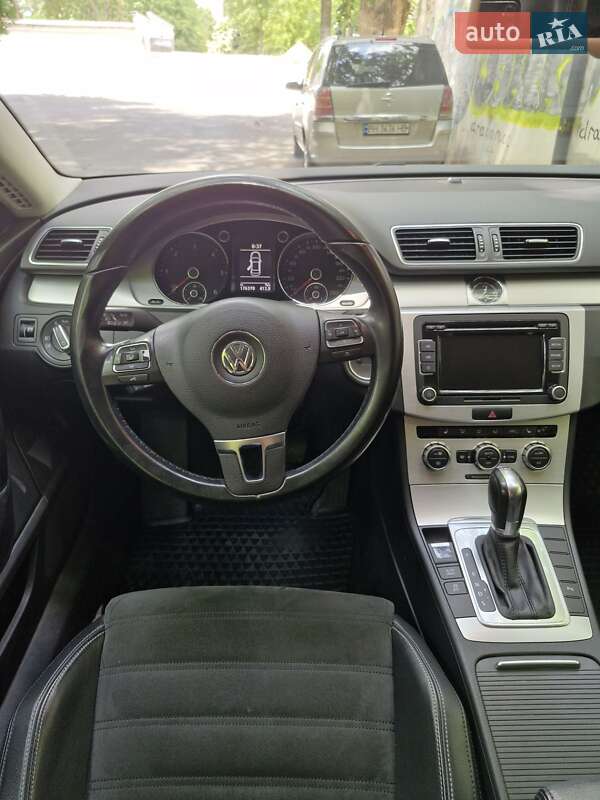 Купе Volkswagen CC / Passat CC 2013 в Одесі