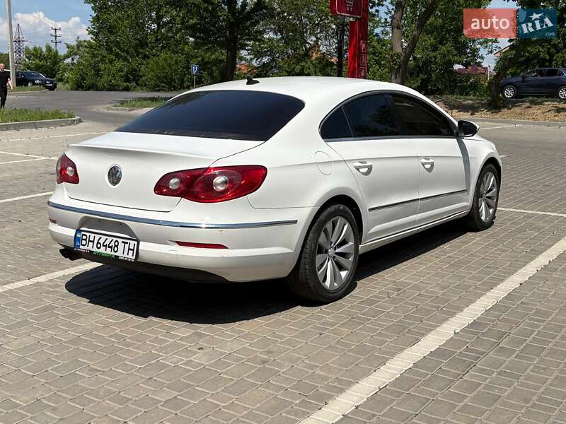 Купе Volkswagen CC / Passat CC 2010 в Одесі