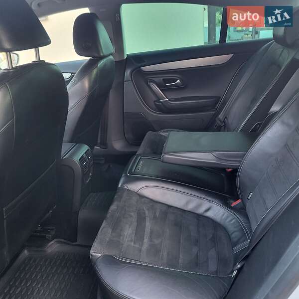 Купе Volkswagen CC / Passat CC 2009 в Коломиї