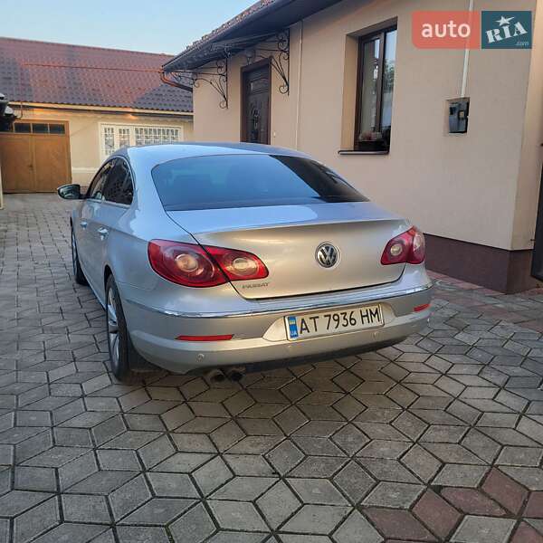 Купе Volkswagen CC / Passat CC 2009 в Коломиї