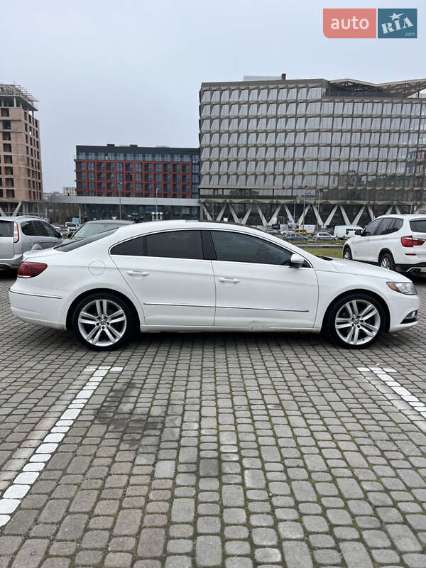 Купе Volkswagen CC / Passat CC 2012 в Львові
