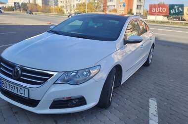 Купе Volkswagen CC / Passat CC 2010 в Тернополе