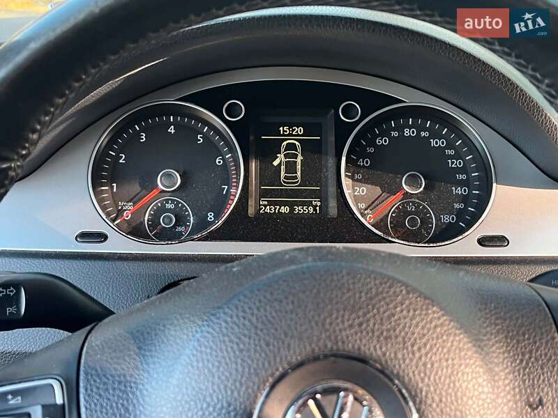 Купе Volkswagen CC / Passat CC 2009 в Києві