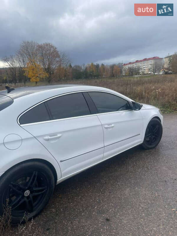 Купе Volkswagen CC / Passat CC 2011 в Сарнах