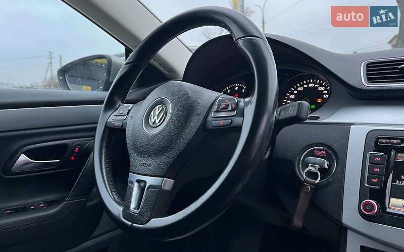 Купе Volkswagen CC / Passat CC 2013 в Коломиї