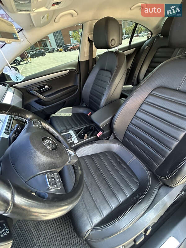 Купе Volkswagen CC / Passat CC 2013 в Броварах