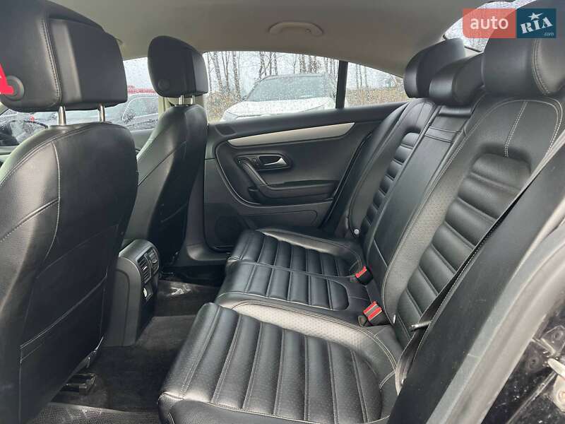 Купе Volkswagen CC / Passat CC 2012 в Стрию