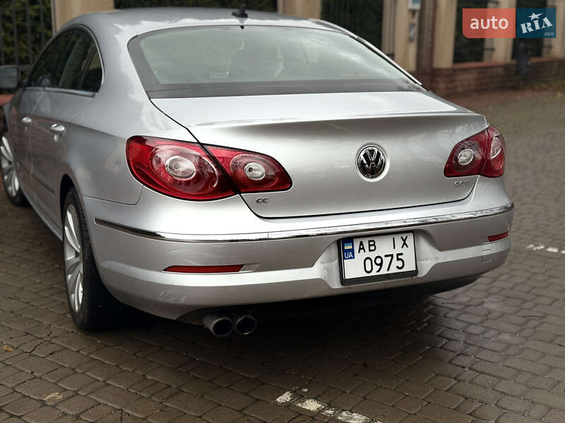 Купе Volkswagen CC / Passat CC 2009 в Василькові