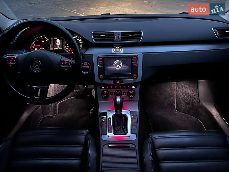 Купе Volkswagen CC / Passat CC 2015 в Чернігові