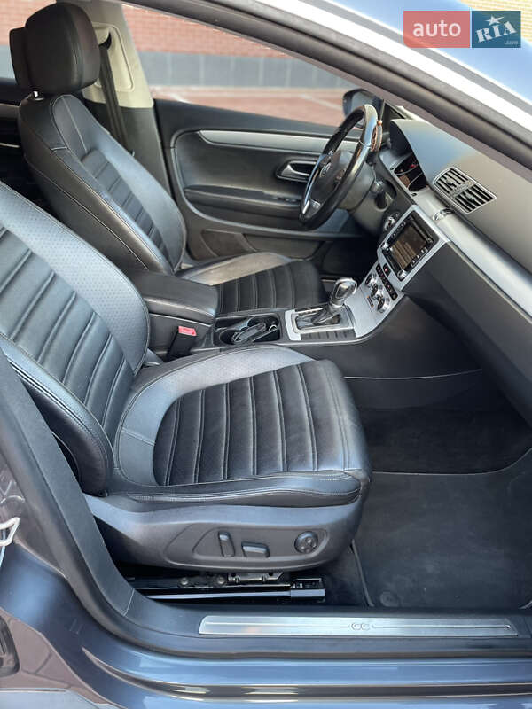 Купе Volkswagen CC / Passat CC 2013 в Одесі