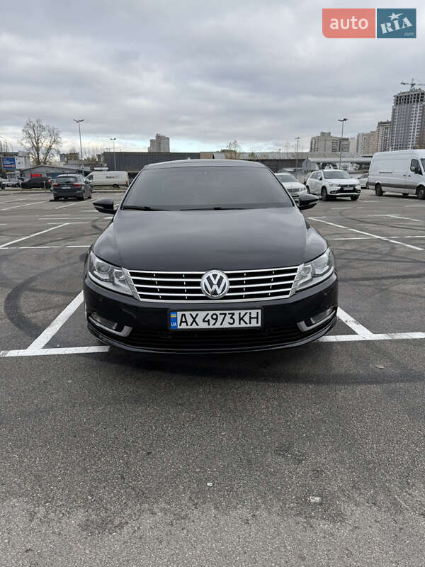 Купе Volkswagen CC / Passat CC 2012 в Киеве