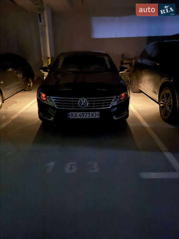 Купе Volkswagen CC / Passat CC 2012 в Киеве