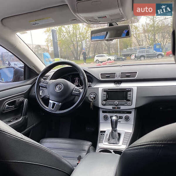 Купе Volkswagen CC / Passat CC 2015 в Киеве