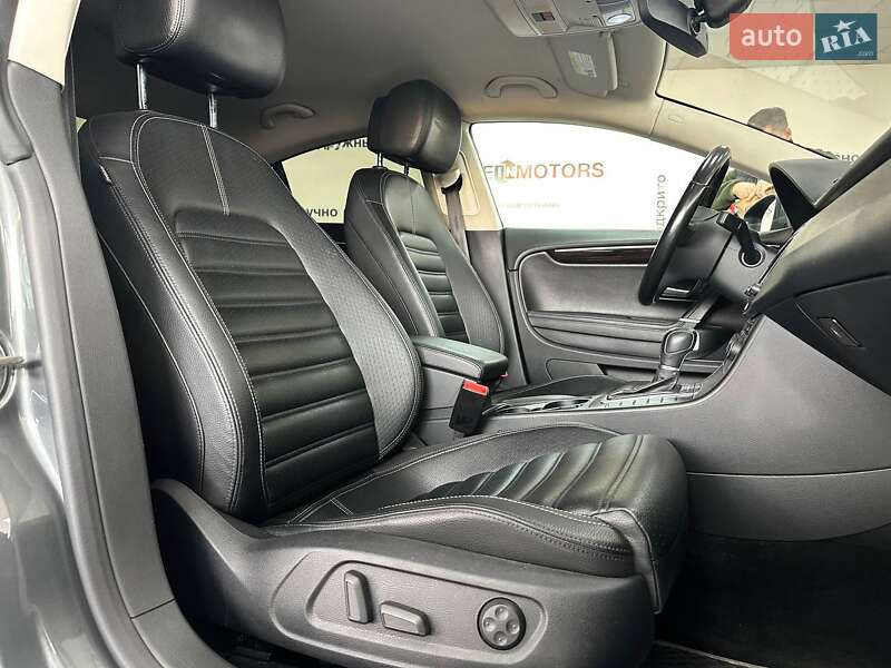 Купе Volkswagen CC / Passat CC 2016 в Києві фото 42 Купе Volkswagen CC / Passat CC 2016 в Києві