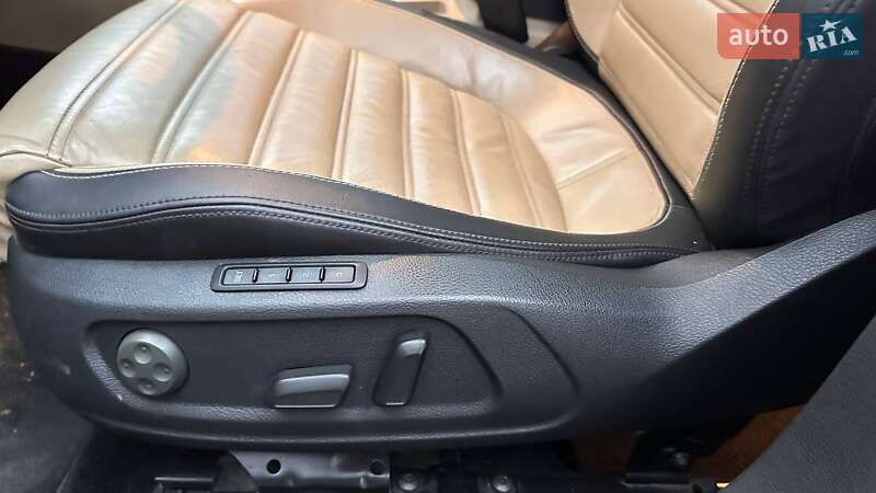 Купе Volkswagen CC / Passat CC 2016 в Києві фото 4 Купе Volkswagen CC / Passat CC 2016 в Києві