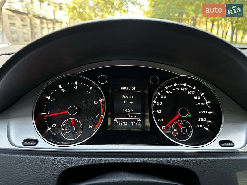 Купе Volkswagen CC / Passat CC 2012 в Миколаєві фото 28 Купе Volkswagen CC / Passat CC 2012 в Миколаєві