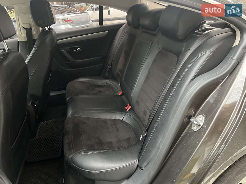 Купе Volkswagen CC / Passat CC 2012 в Киеве фото 10 Купе Volkswagen CC / Passat CC 2012 в Киеве