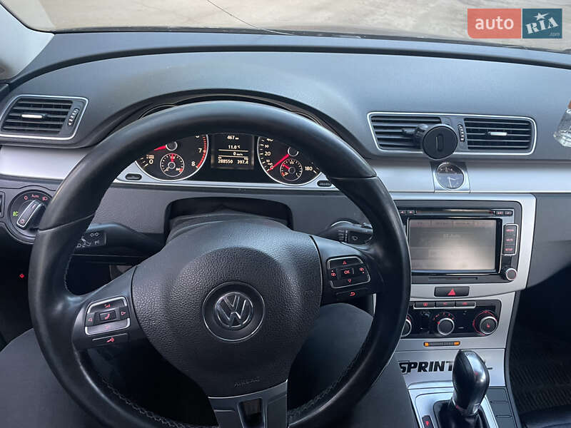 Купе Volkswagen CC / Passat CC 2011 в Полтаві