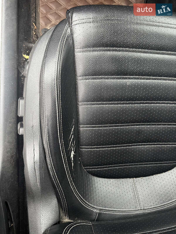 Купе Volkswagen CC / Passat CC 2012 в Киеве