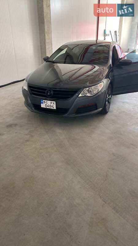 Купе Volkswagen CC / Passat CC 2011 в Львове