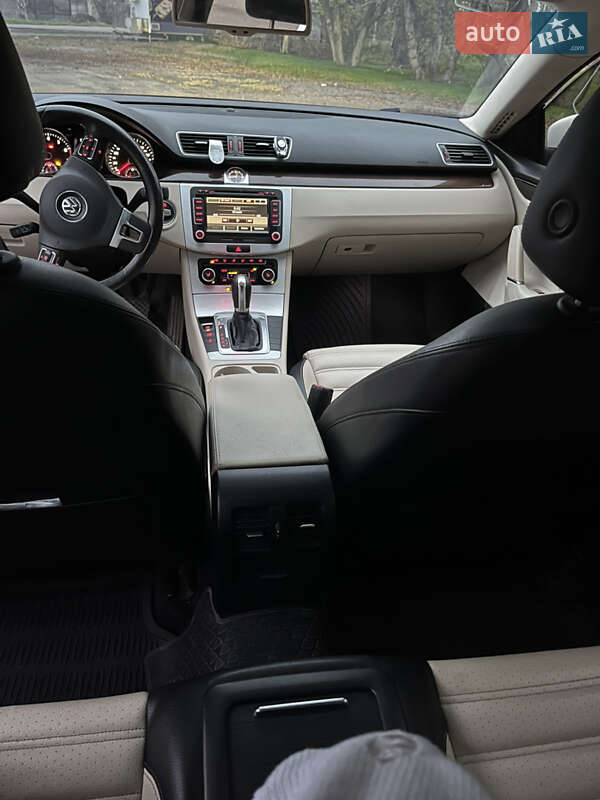 Купе Volkswagen CC / Passat CC 2011 в Белгороде-Днестровском