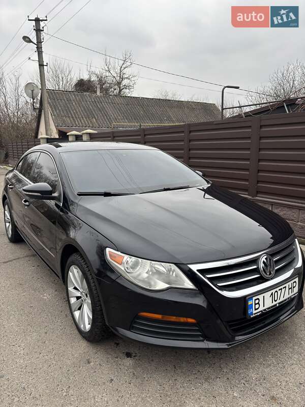 Купе Volkswagen CC / Passat CC 2011 в Киеве