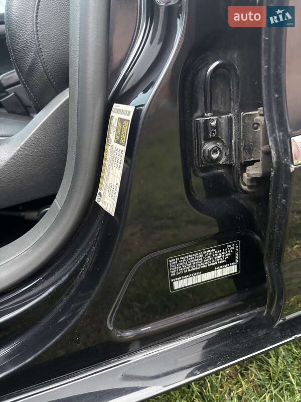 Купе Volkswagen CC / Passat CC 2011 в Киеве