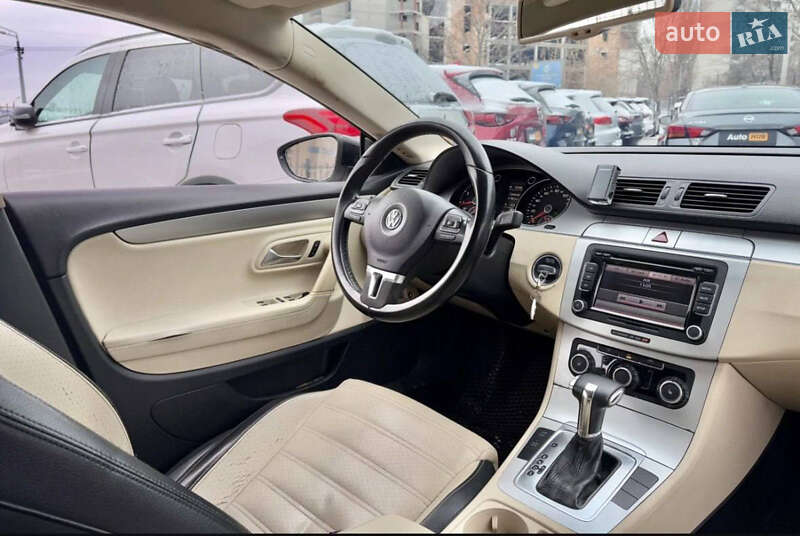Купе Volkswagen CC / Passat CC 2010 в Харькове