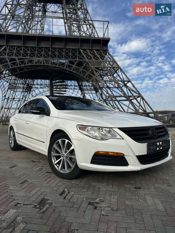 Купе Volkswagen CC / Passat CC 2010 в Харькове