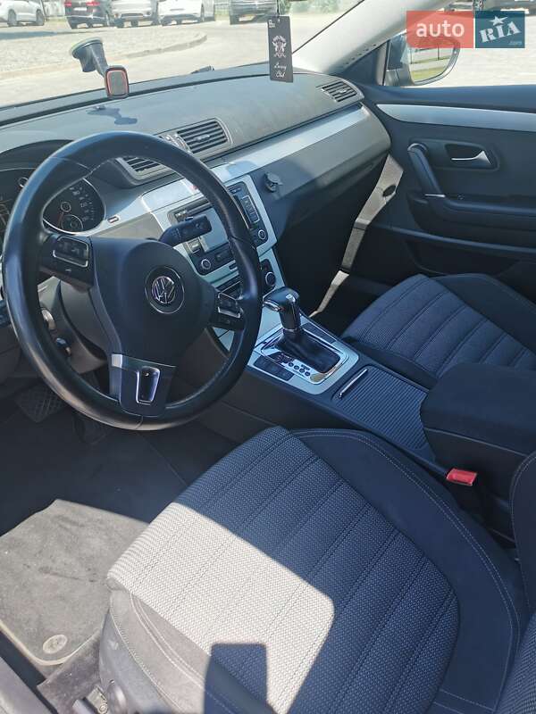 Купе Volkswagen CC / Passat CC 2010 в Днепре