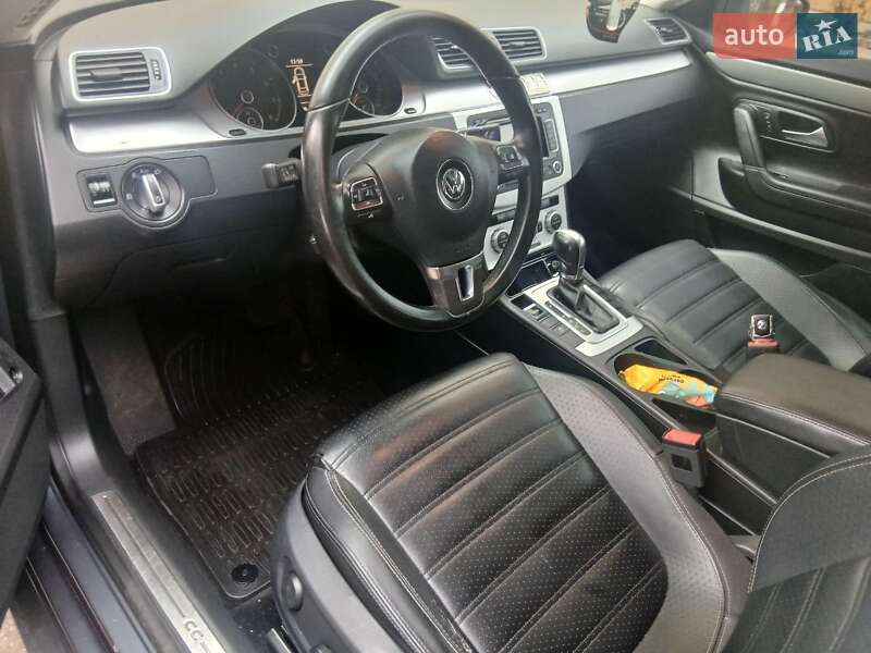 Купе Volkswagen CC / Passat CC 2013 в Киеве фото 6 Купе Volkswagen CC / Passat CC 2013 в Киеве