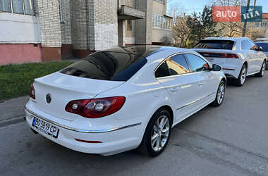 Купе Volkswagen CC / Passat CC 2010 в Львове