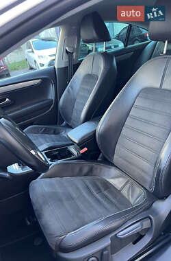 Купе Volkswagen CC / Passat CC 2010 в Львове