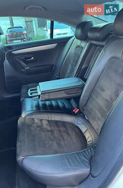 Купе Volkswagen CC / Passat CC 2010 в Львове
