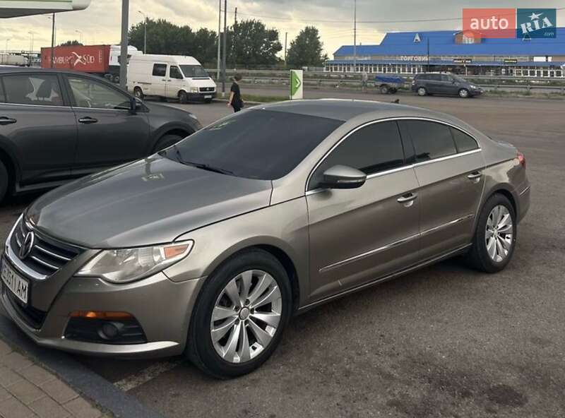 Volkswagen CC / Passat CC 2011