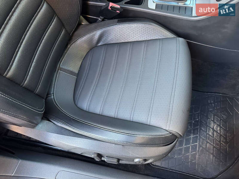 Купе Volkswagen CC / Passat CC 2011 в Одессе
