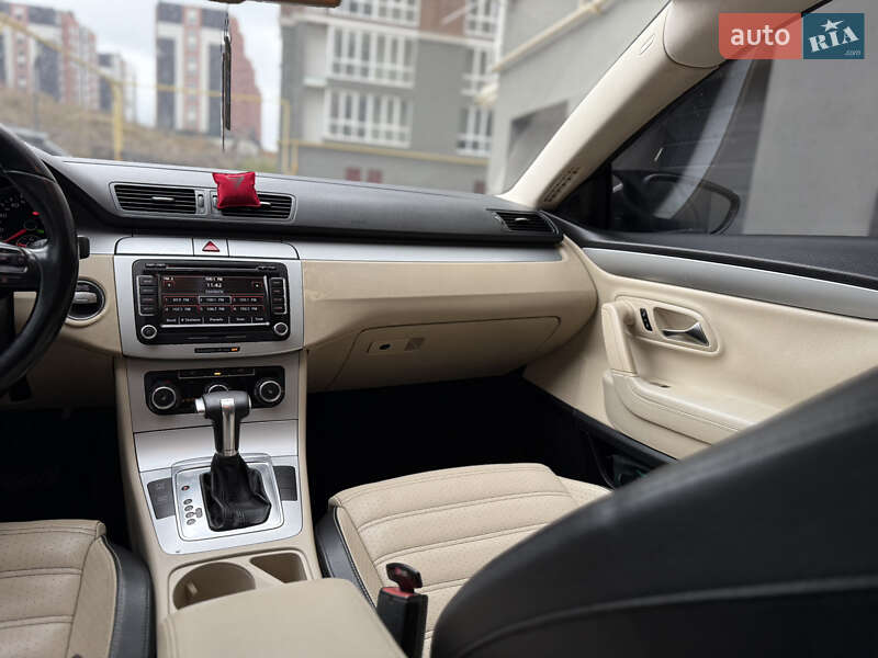 Купе Volkswagen CC / Passat CC 2010 в Хмельницком