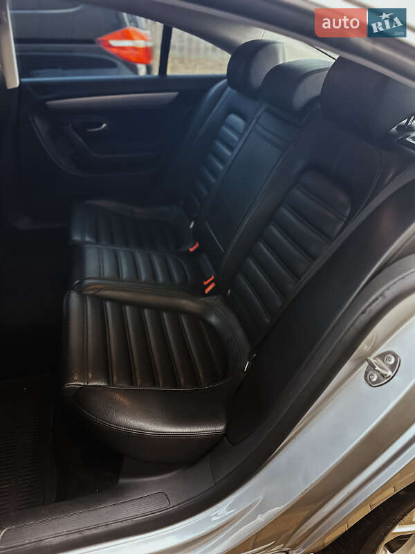 Купе Volkswagen CC / Passat CC 2015 в Николаеве