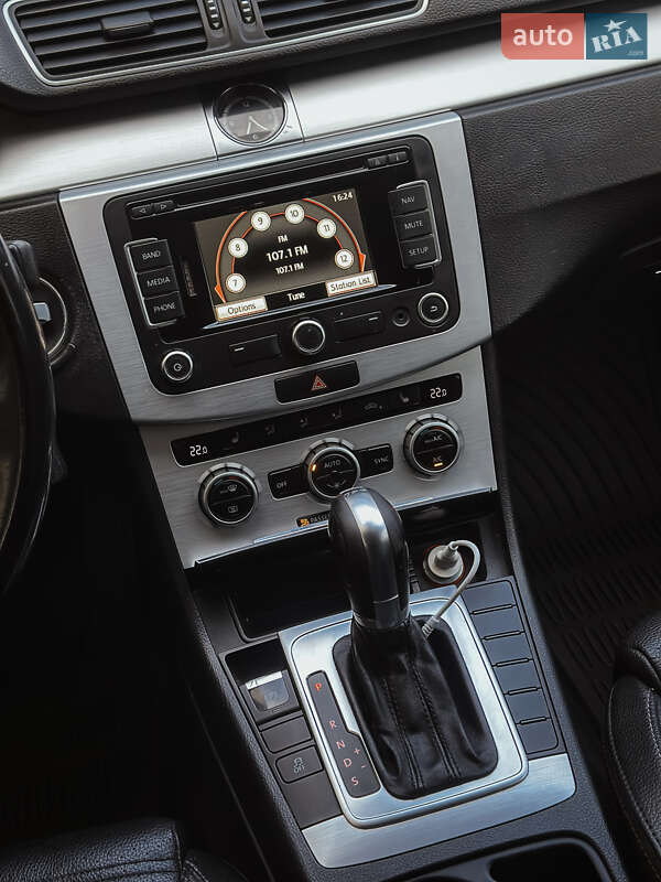 Купе Volkswagen CC / Passat CC 2015 в Николаеве