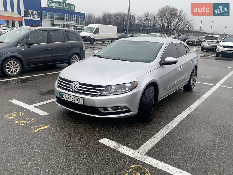 Купе Volkswagen CC / Passat CC 2012 в Киеве