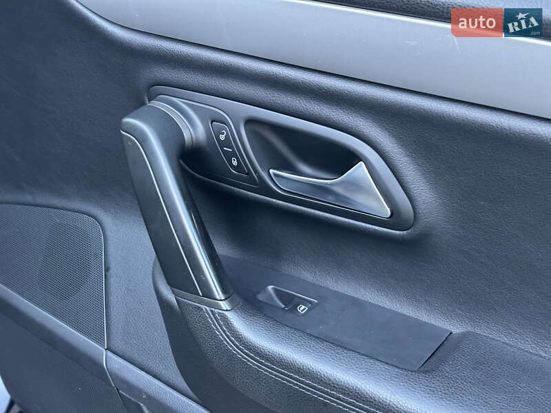 Купе Volkswagen CC / Passat CC 2011 в Одессе фото 37 Купе Volkswagen CC / Passat CC 2011 в Одессе