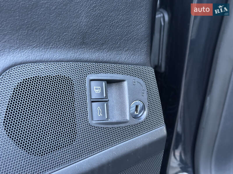 Купе Volkswagen CC / Passat CC 2011 в Одессе фото 46 Купе Volkswagen CC / Passat CC 2011 в Одессе