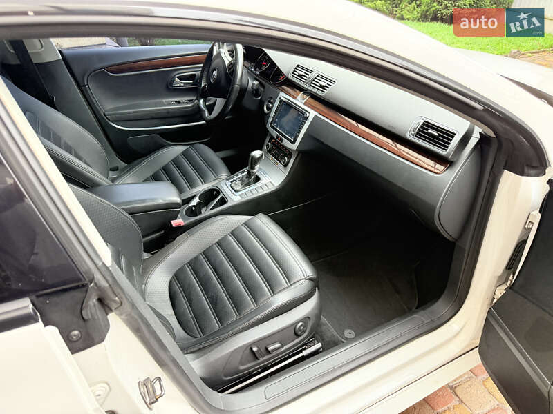 Купе Volkswagen CC / Passat CC 2011 в Харькове