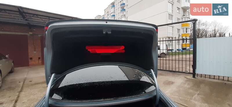 Купе Volkswagen CC / Passat CC 2010 в Чернігові