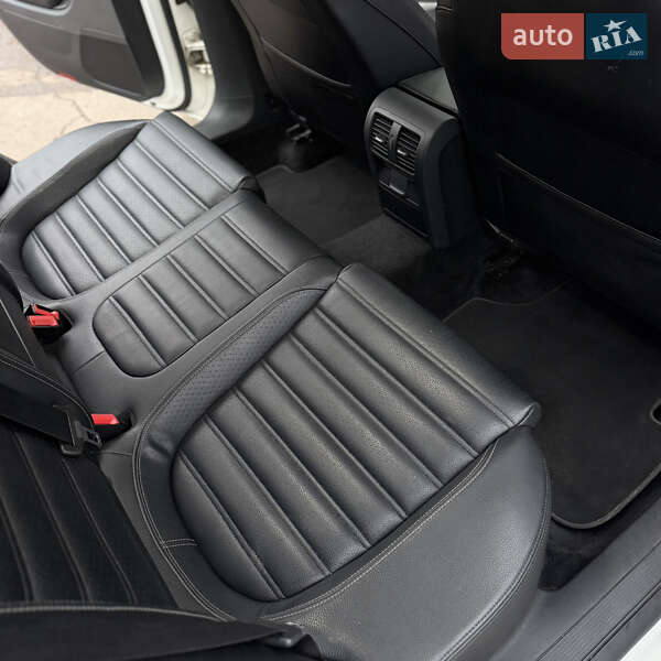 Купе Volkswagen CC / Passat CC 2014 в Киеве