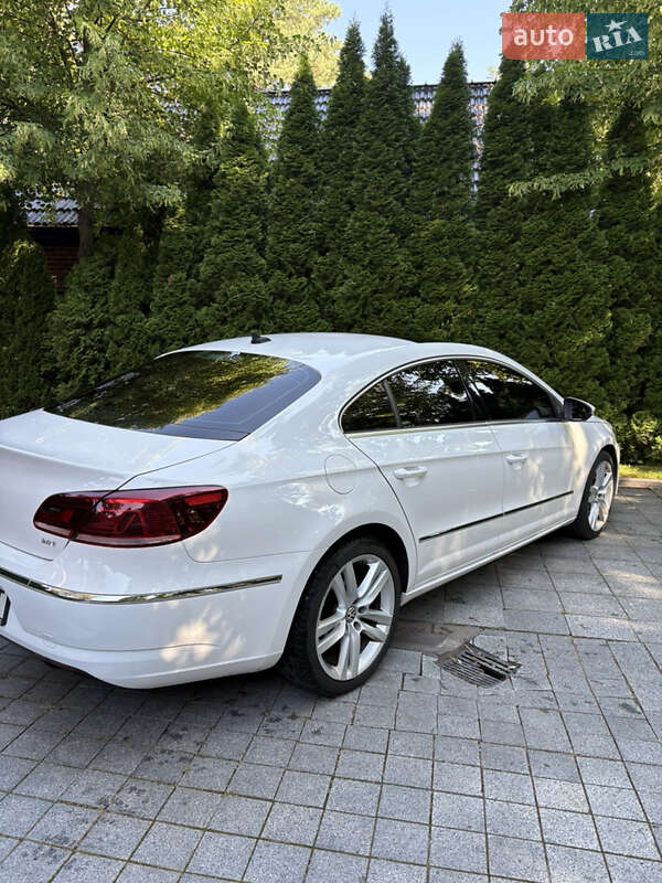 Купе Volkswagen CC / Passat CC 2014 в Києві