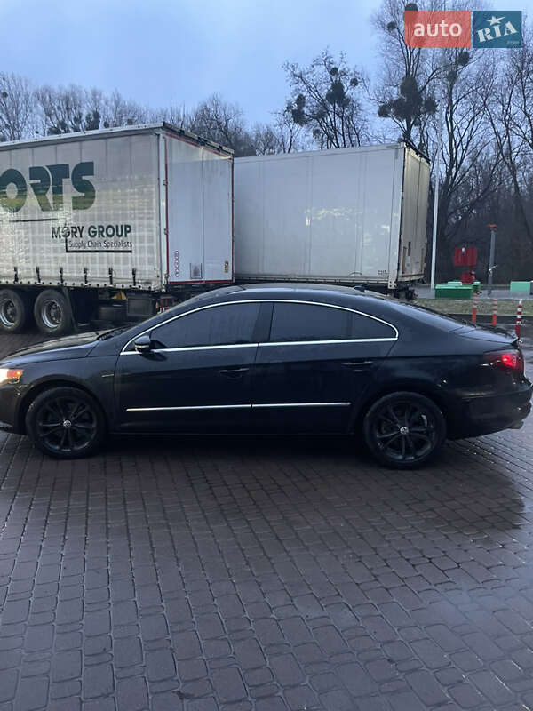 Купе Volkswagen CC / Passat CC 2009 в Києві